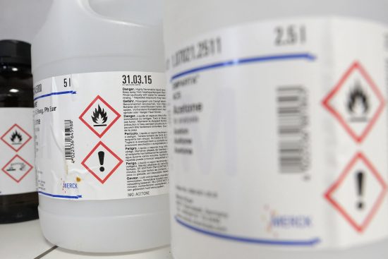 étiquette produit chimique